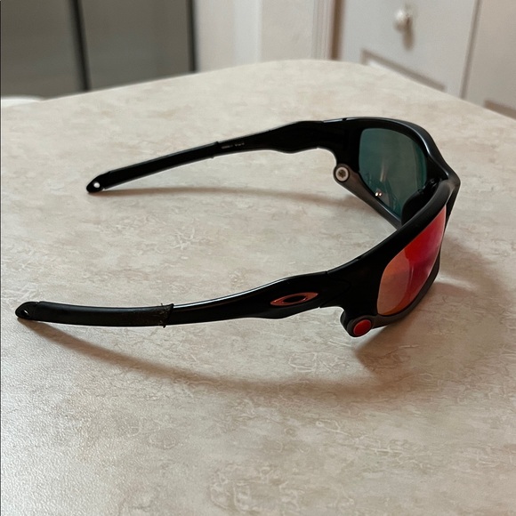 Oakley split Jacket Black Sunglasses with Red Lenses - Picture 2 of 10